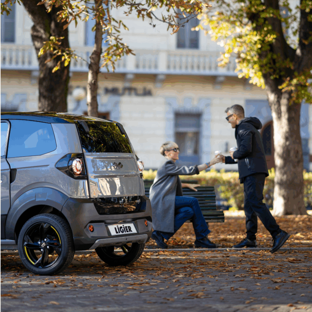 Permiso AM: todo lo que necesitas saber para conducir un coche sin carnet en España
