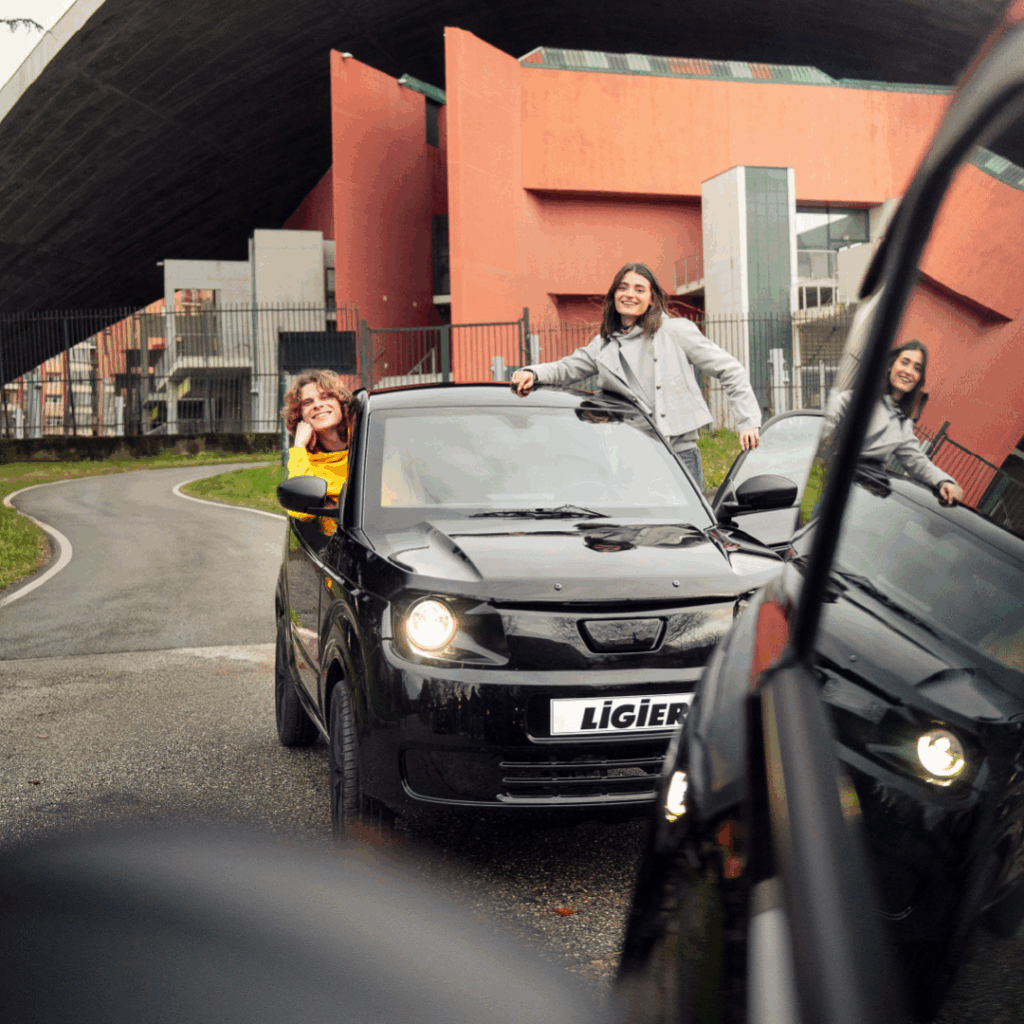 🛡️ ¿Necesito seguro para un coche sin carnet? Tipos y precios