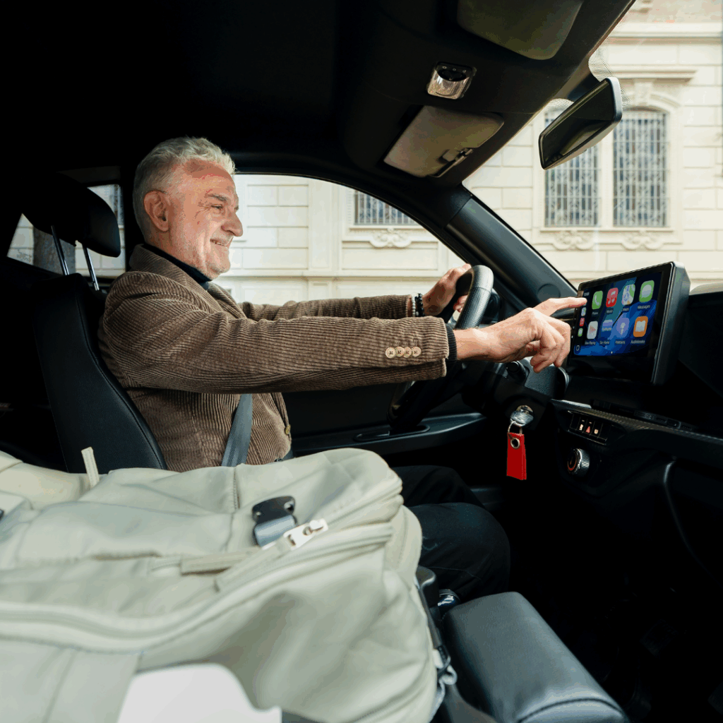 Por qué cada vez más autónomos eligen un coche sin carnet para su negocio